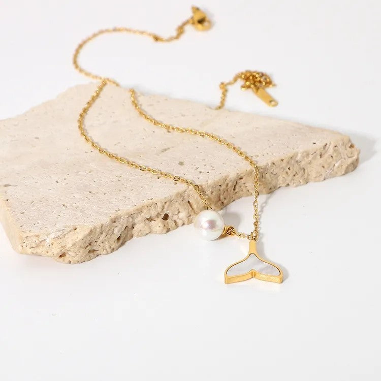 18K Gold Plated Shell Fishtail Necklace