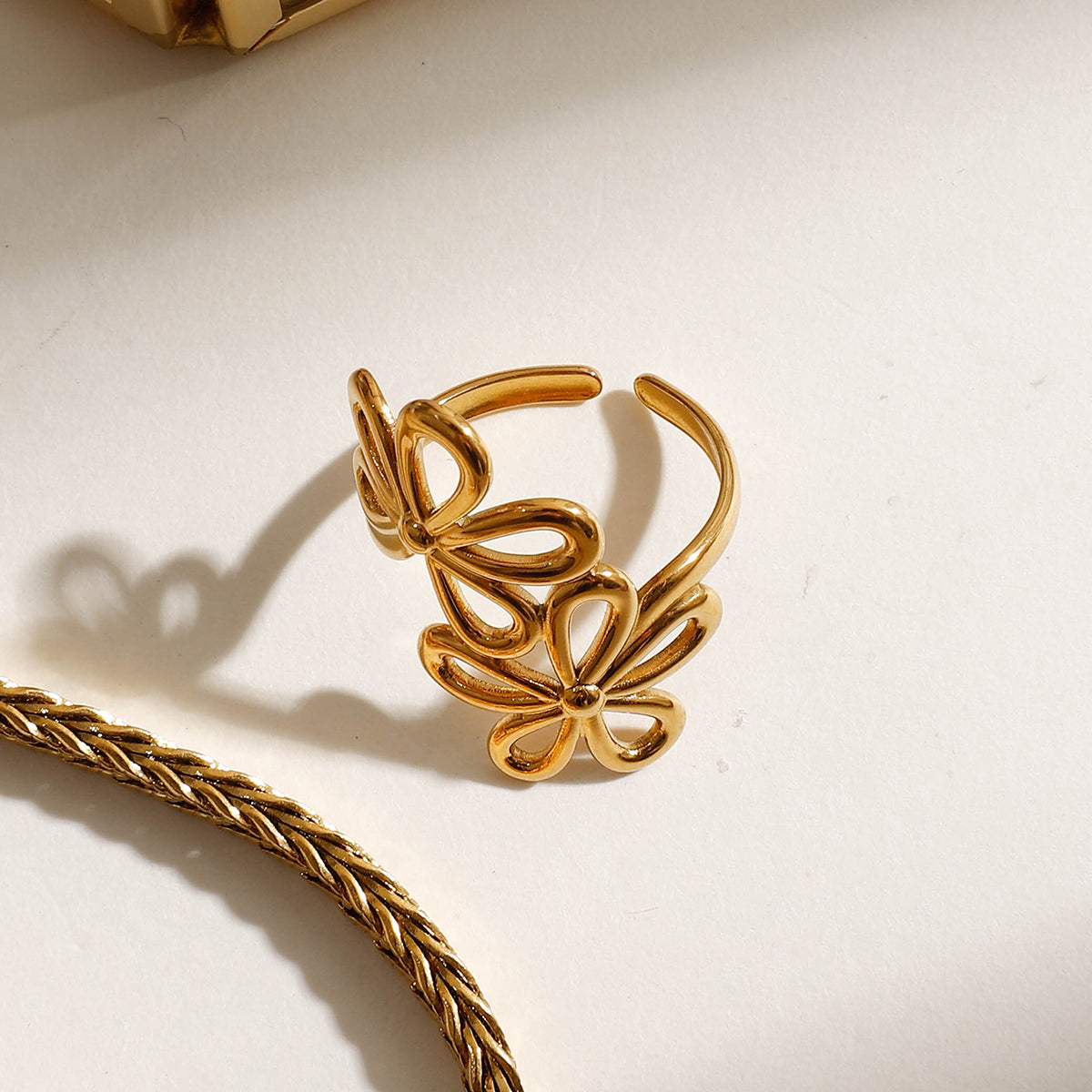18K Gold Plated Five Petal Flower Ring (Adjustable)