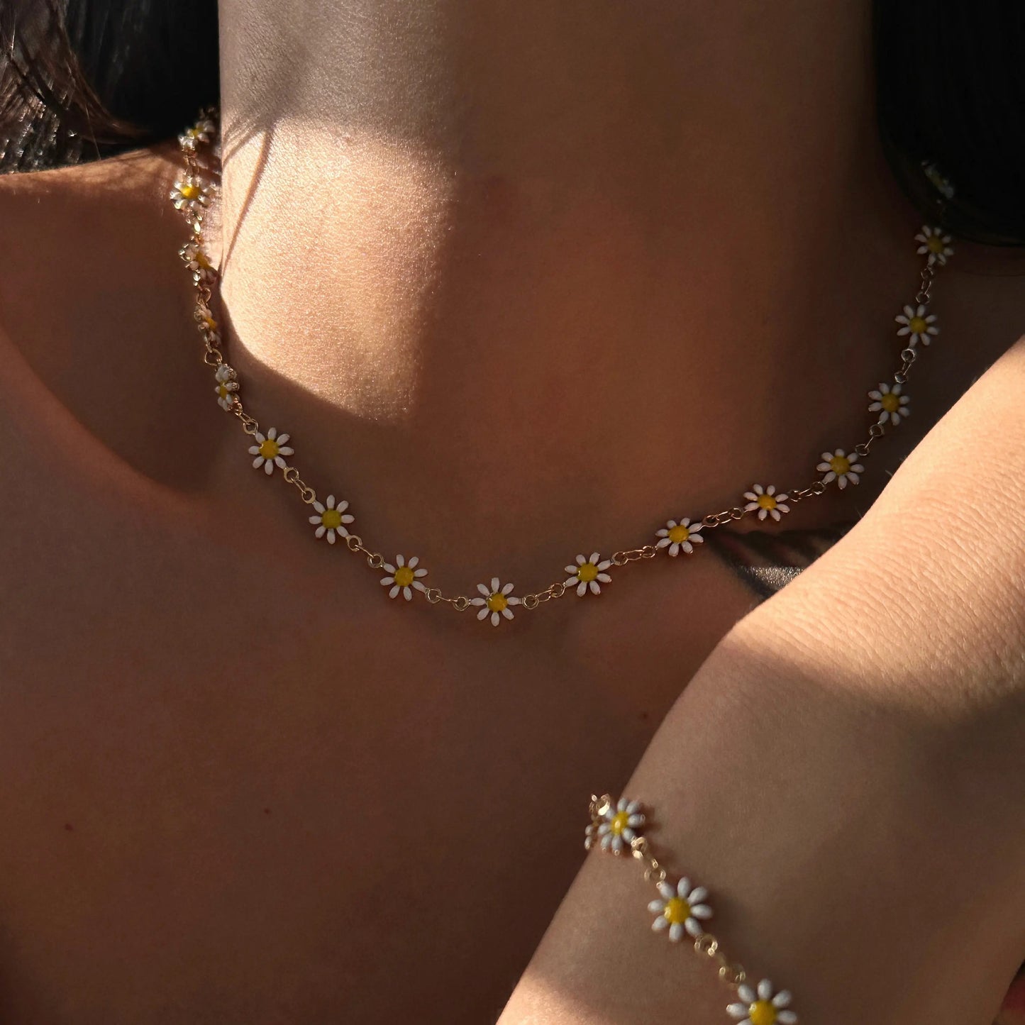 18K Gold Plated White Daisy Bracelet