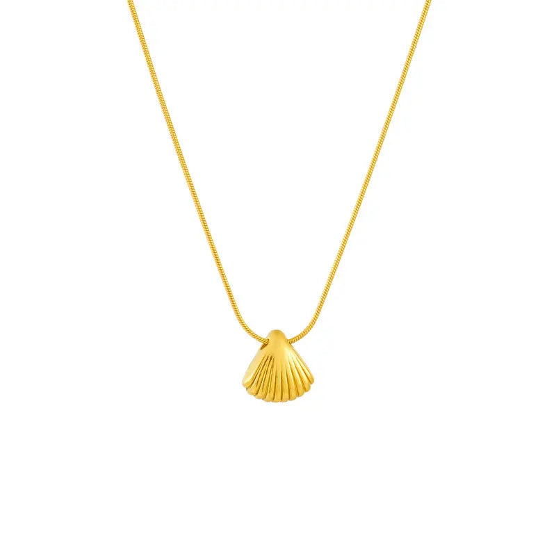 18K Gold Plated Scalloped Shell Necklace