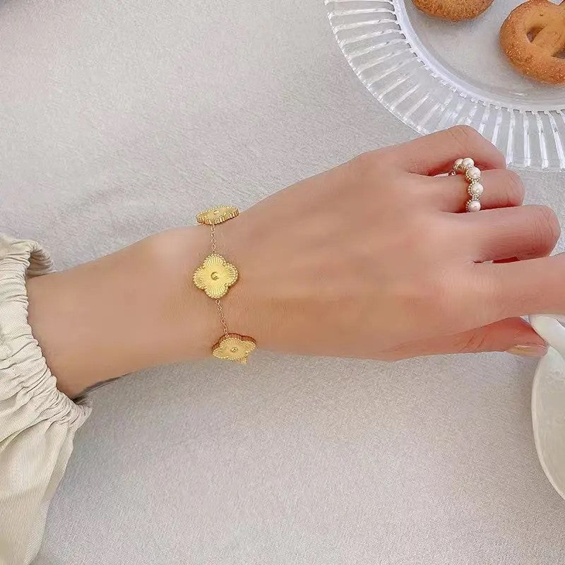 18K Gold Plated Sunburst Clover Bracelet