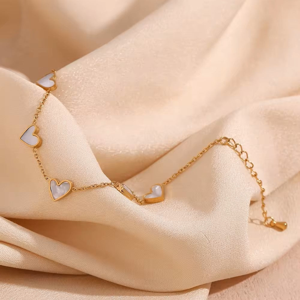 18K Gold Plated Heart Shell Bracelet