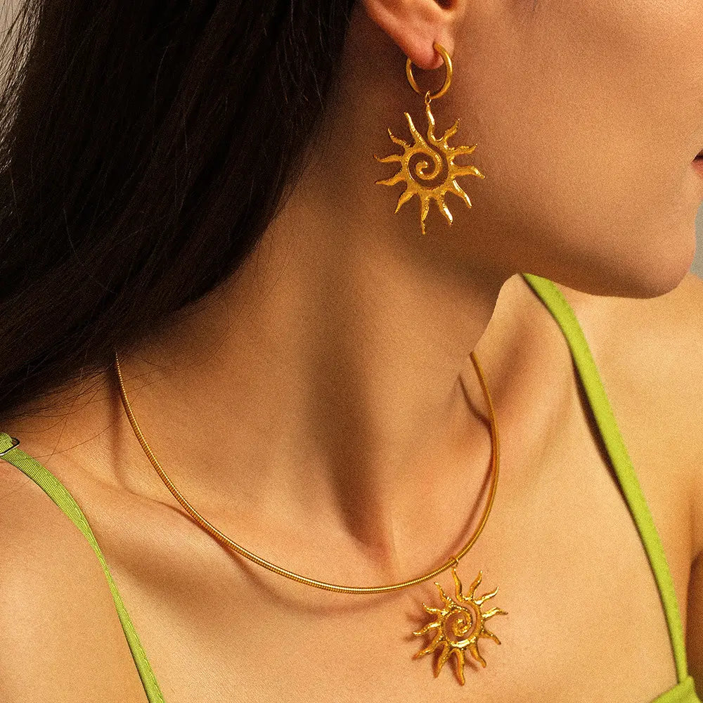 18K Gold Plated Spiral Sun Hoop Pendant Necklace
