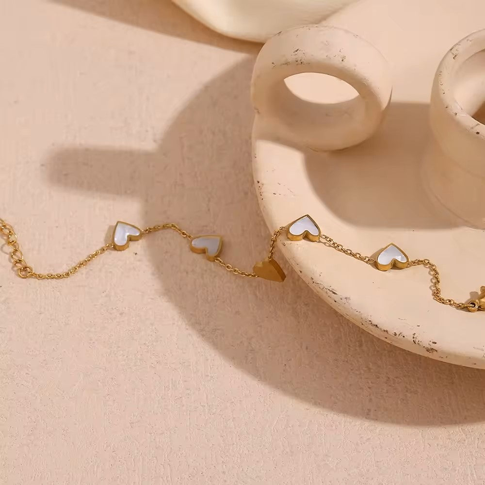 18K Gold Plated Heart Shell Bracelet