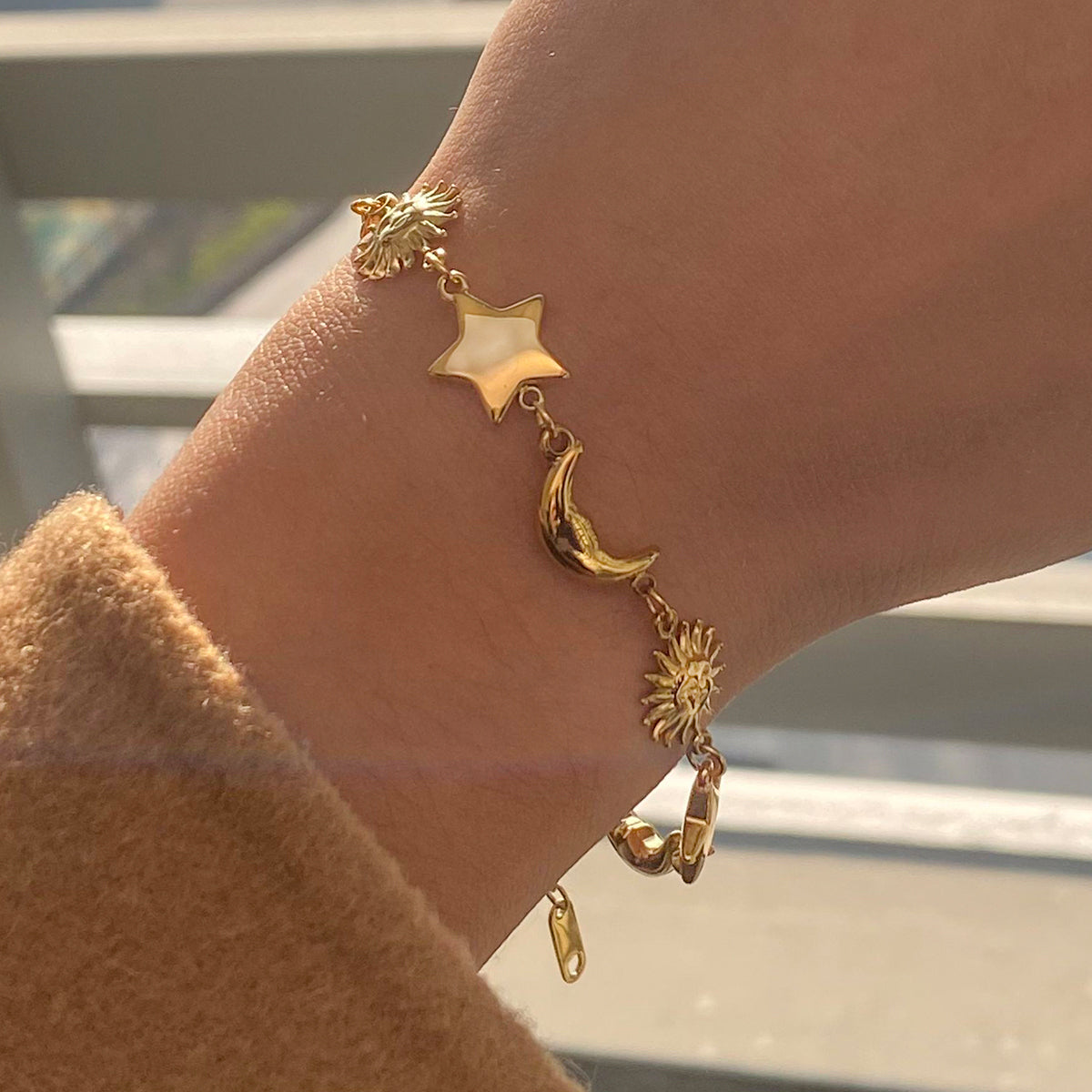 18K Gold Plated StarMoonSun Pendant Bracelet