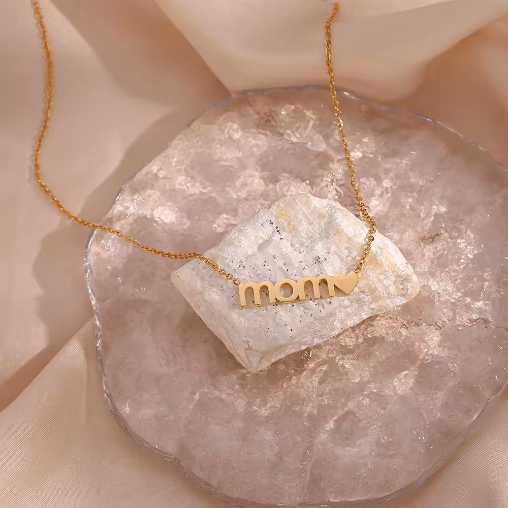 18K Gold Plated Mom Heart Pendant Necklace
