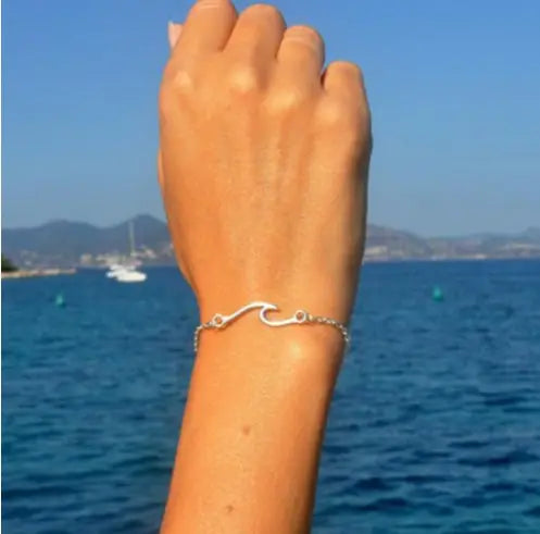 18KGP Wave Pendant Bracelet