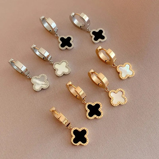 18k Gold Plated Clover Shell Charm Earring