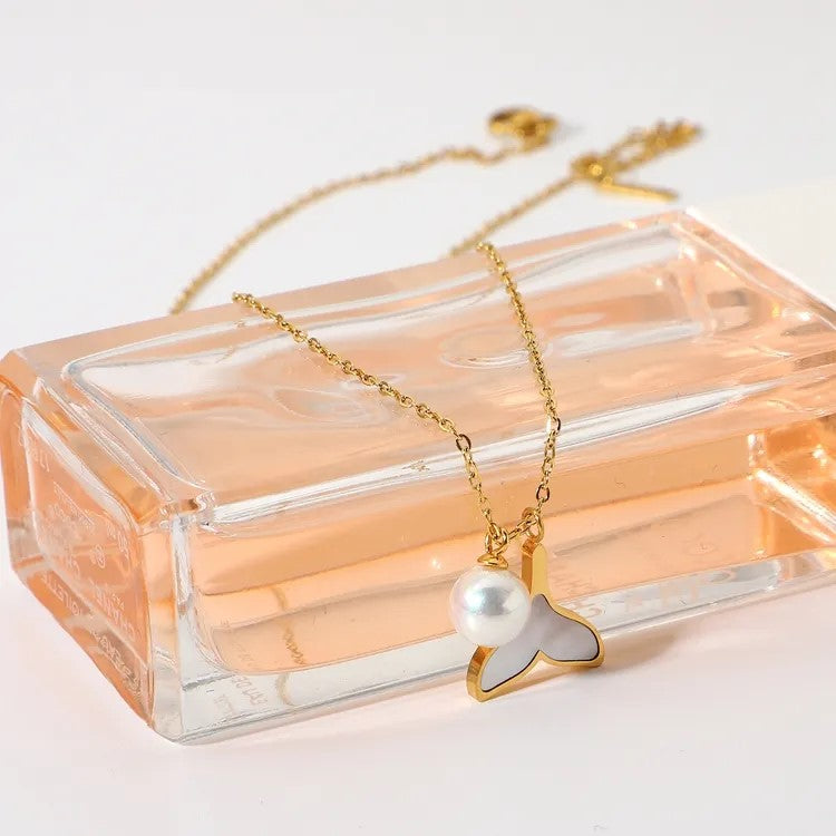 18K Gold Plated Shell Fishtail Necklace