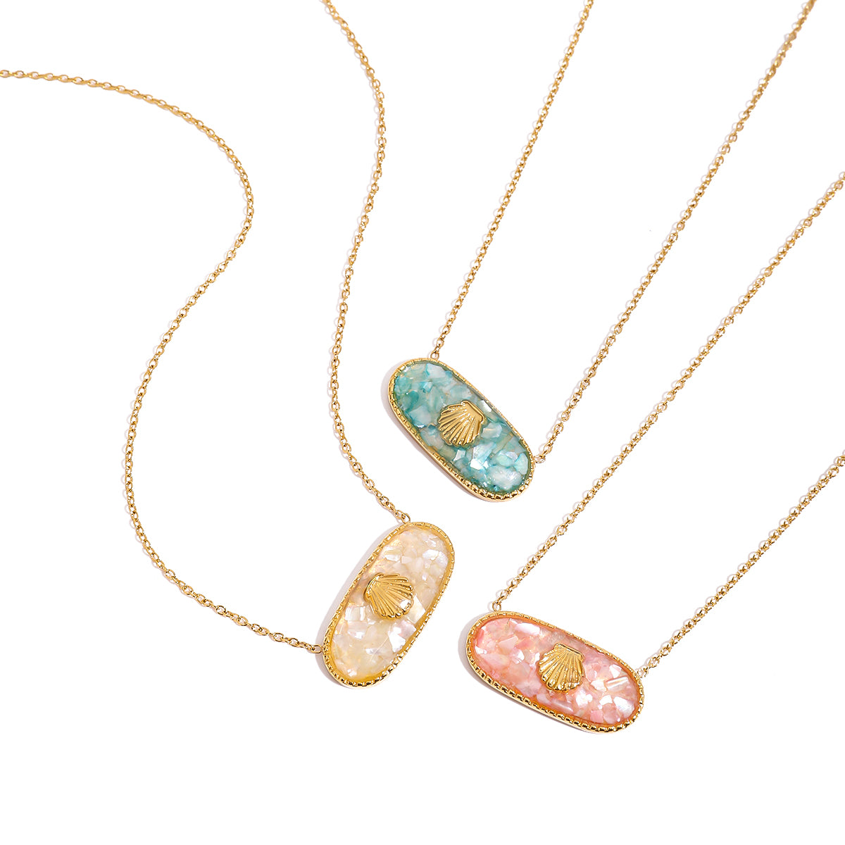 18K Gold Plated Colour Crushed Shell Oval Pendant Necklace