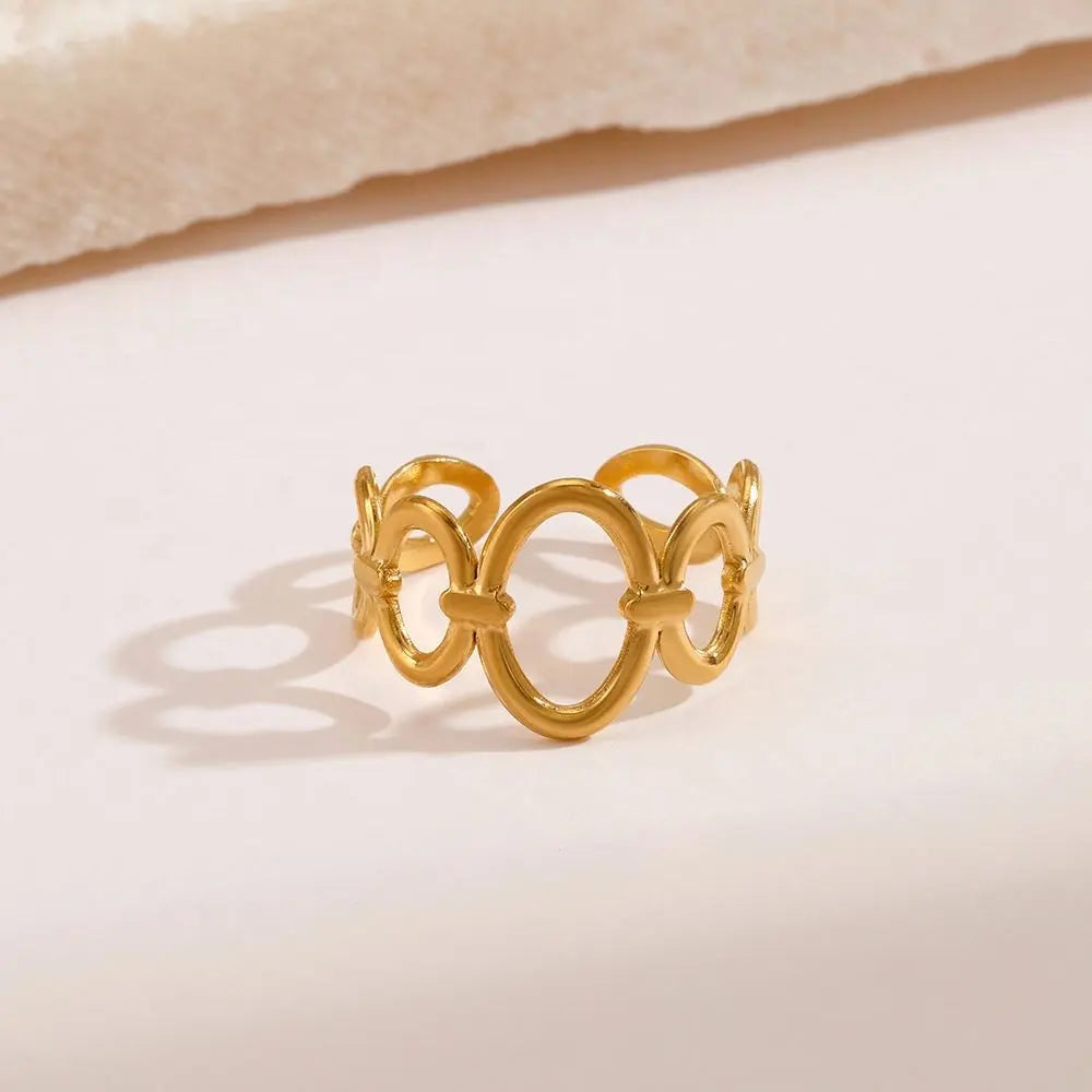 18K Gold Plated Oval Clasp Ring (Adjustable)