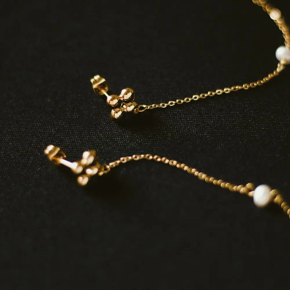 18K Gold Plated Clover Flower Tassel Earring (single)