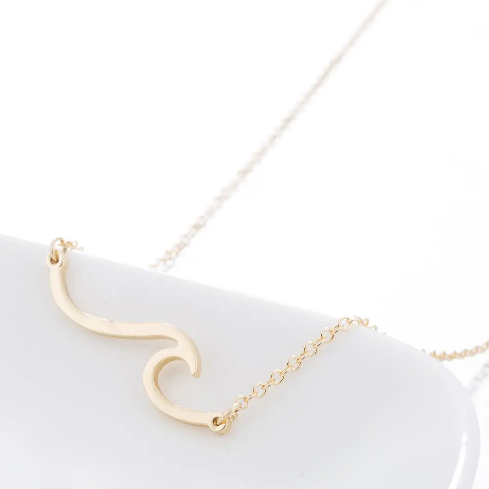 18KGP Wave Pendant Necklace