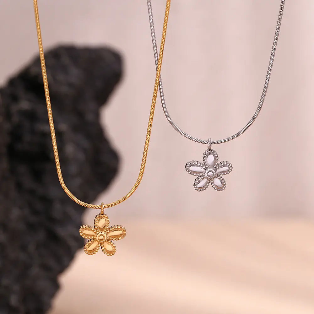 18K Gold Plated Snake Chain Flower Pendant Necklace