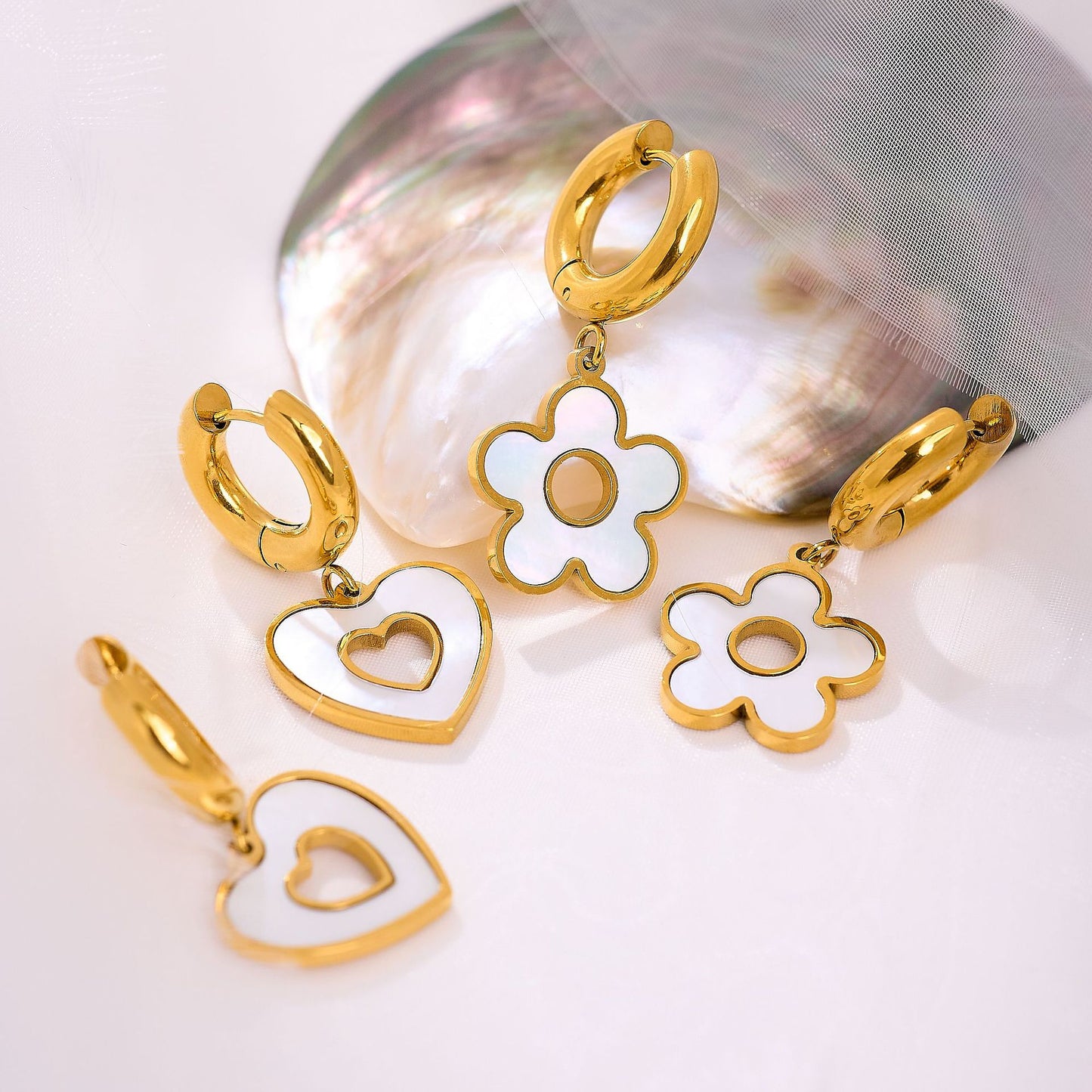 18K Gold Plated Shell Heart/Flower Pendant Earrings