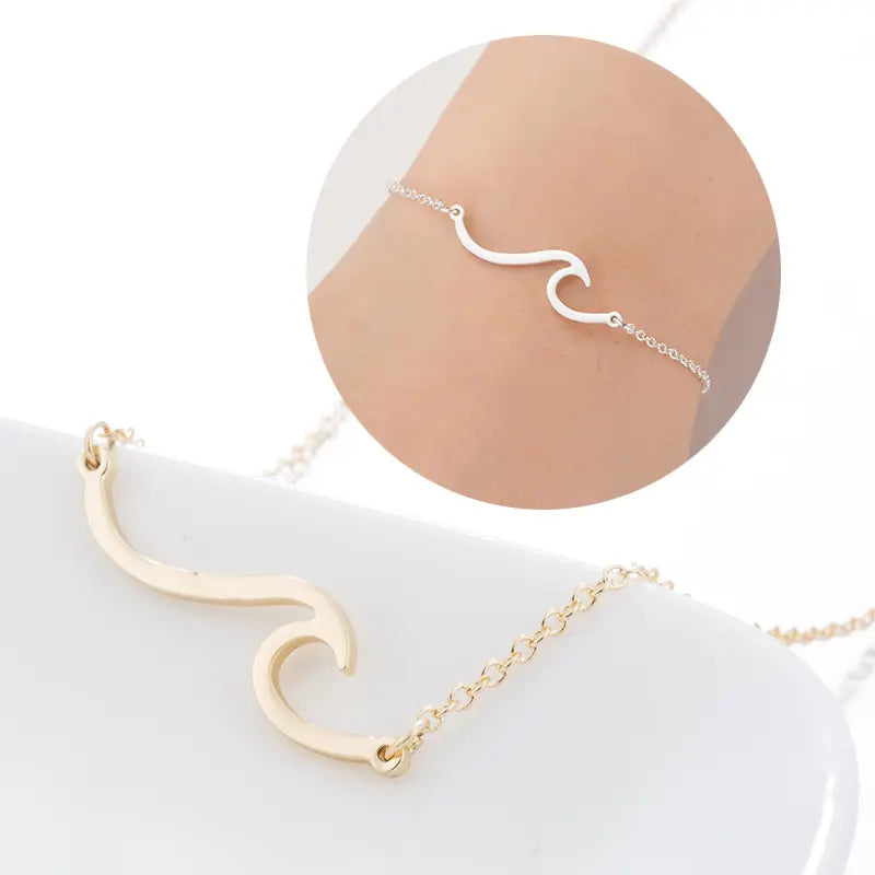 18KGP Wave Pendant Bracelet