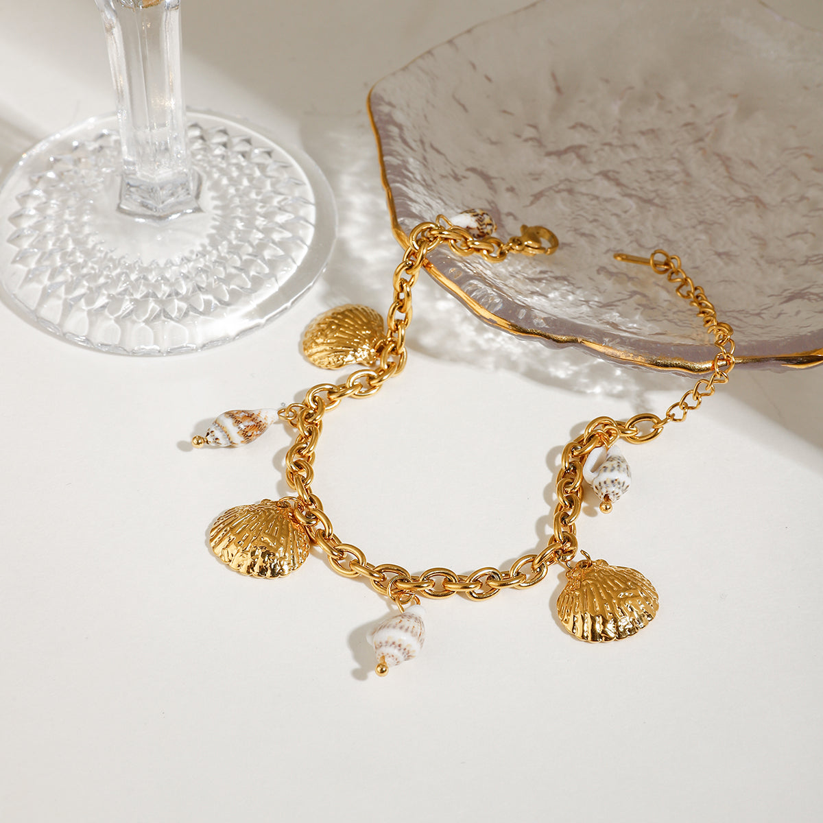 18K Gold Plated Conch Shell Pendant Bracelet
