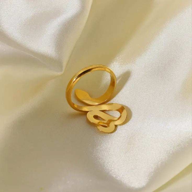 18K Gold Plated Smooth Snake Ring (Adjustable)
