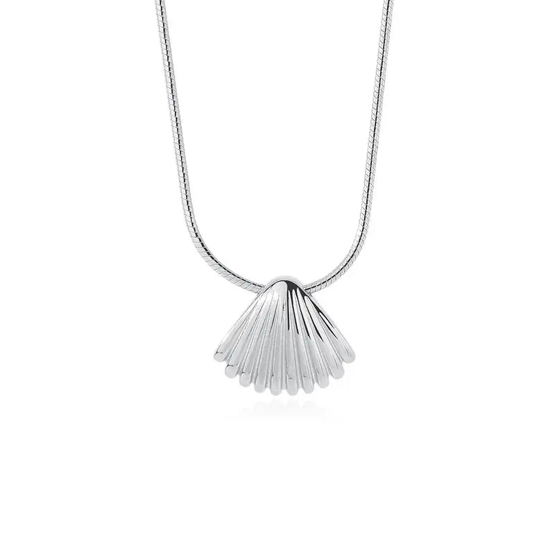 18K Gold Plated Scalloped Shell Necklace