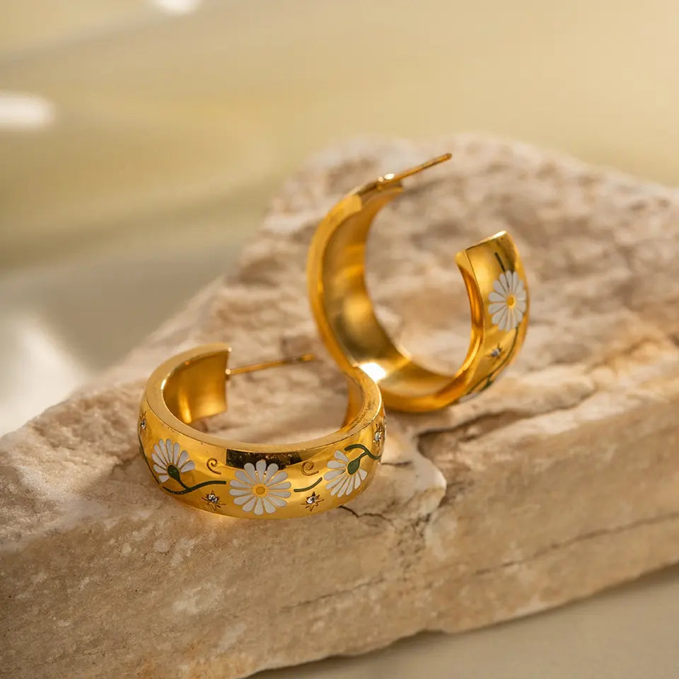 18K Gold Plated Daisy Flower Hoop Earring