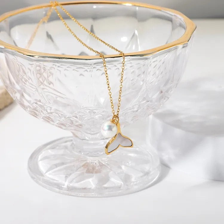 18K Gold Plated Shell Fishtail Necklace