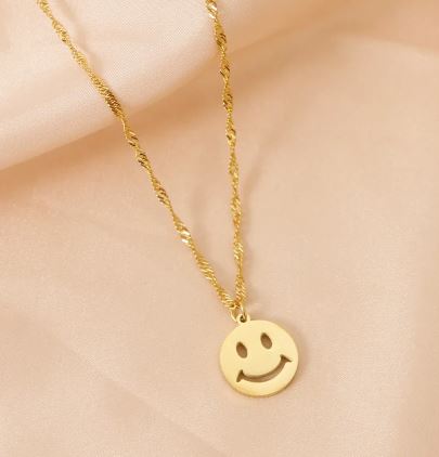 18KGold Plated Smiley Face Pendant Necklace